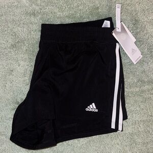 ⭐️NEW⭐️NWT ADIDAS 3-Stripe Shorts